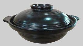 Sunrise Kitchen Supply Black Casserole Clay Pot (30, Ounces)