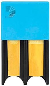 D'Addario Woodwinds Reed Guard - Sax & Clarinet Reed Case - Fits Reeds for Eb Clarinet, Bb Clarinet, Soprano Saxophone, & Alto Saxophone - Holds 4 Reeds - Prevents Warping - Blue
