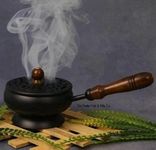 The Kraffts Hub Charcoal Incense Burner Loban Burner with Wooden Handle Dhoop Dhuni Burner Sambrani Dhoop Resin & Home Office Temple Prayer Butler