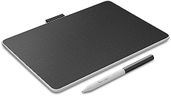 Wacom One M pen tablet incl. battery-free EMR-pen, bluetooth connection, for Windows, Mac, Chromebook and Android – perfect for creative beginners, drawing digitally and everyday office tasks.