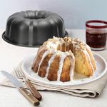 AUTOWRAP Nonstick Bakeware Pumpkin Shape Cake Mold Jelly Pan Round Deep Bundt Baking Mold, 1 Piece - Black