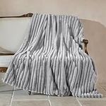 Amélie Home Soft Faux Fur Throw Bla