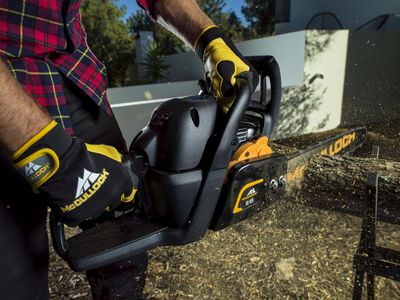 McCulloch 16-Inch Chainsaw – CS 42S Gas Powered Saw