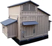 Formex Snap Lock Large Chicken Coop