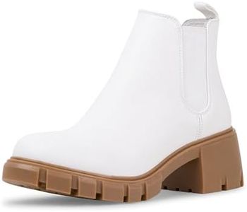 Steve Madden Women's Howler Fashion Boot, White/Tan, 9