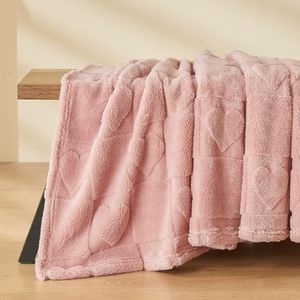NEWCOSPLAY Super Soft Throw Blanket Pink Love Premium Silky Flannel Fleece 3D Heart Checkered Lightweight Bed Blanket All Season Use (Pink Love, Throw(40"x50"))