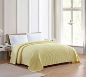 Beatrice Home Fashions Channel Chenille Bedspread, King, Yellow