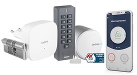 tedee Go Smart Lock, Smart Front Door Lock, Electronic Door Lock Turns Your Smartphone into a Key, for Euro Profile Cylinder, Silver (+ Bridge UK+ Keypad + Cylinder 30-61 mm/30 mm (A) + bar)