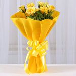 Ferns N Petals Enticing 8 Yellow Roses Bouquet For Valentine's Day Gift, Birthday Gift, Anniversary, Thank You, Get Well Soon, Congratulations, Just Because & Mother's Day Gift (Same Day Delivery)