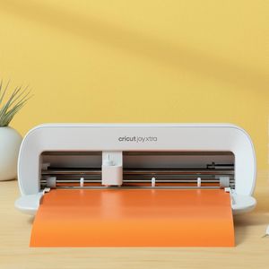 Cricut Joy Xtra Starter Bundle – Compact Cutting Machine & Accessories