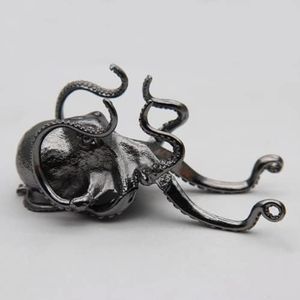 FJXQTCXD Metal Octopus Cuttlefish Figurines Statue Desk Stand for Phone Bracket Pen Spectacles Holder Car Ornaments Home Decor Crafts (Black)