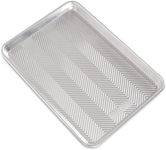 Nordic Ware Prism Jelly Roll Pan, Aluminium Baking Sheet with Improved Airflow, Rustproof Aluminium Sheet, Premium Bakeware for Baked Veggies, Muffins, Cookies and More, Made in The USA, Silver