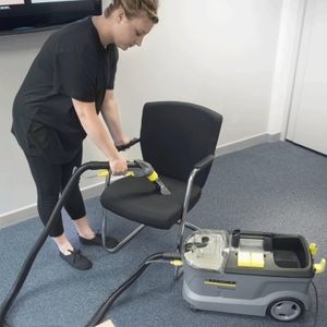 Kärcher Puzzi 10/1 Professional Upholstery Spray Extraction Vacuum, Anthracite
