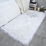 ISEAU Soft Faux Fur Fluffy Area Rug, Luxury Fuzzy Sheepskin Carpet Rugs for Bedroom Living Room, Shaggy Silky Plush Carpet Bedside Rug Floor Mat, 2ft x 4ft, White