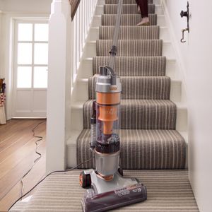 Vax Air Stretch Upright Vacuum Cleaner – Lightweight, Powerful