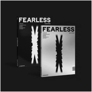 LE SSERAFIM FEARLESS 1st Mini Album Random Version CD+112p Booklet+1p PhotoCard+1p PostCard+1ea Sticker+1p Transfer Paper+Tracking Sealed