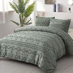 WONGS BEDDING Green Tufted Comforter Set Cal King Size (102×96 inches), Boho Shabby Chic Geometry Embroidery Bedding 3 Pieces (1 + 2 Pillowcases), Soft Microfiber for All Seasons