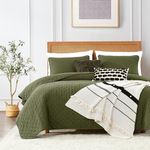 ROARINGWILD Green Queen Size Quilt Bedding Sets with Pillow Shams, Olive Lightweight Soft Bedspread Coverlet, Sage Quilted Blanket Thin Comforter Bed Cover, All Season, 3 Pieces, 90x90 inches