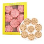 8 Pieces Round Christmas Cookie Cutter Cookie Moulds For Baking Cookie Mould Press Christmas Cookie Mould Set Kitchen Tools Plastic Cookie Stamps (Christmas B)