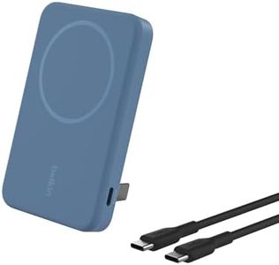 Belkin BoostCharge Pro Batterie Externe Magnétique sans Fil 5000mAh avec Qi2, Chargeur Portable Compatible MagSafe, Support intégré, Batterie Portable pour iPhone 16, iPhone 15, 14, 13, etc., Bleu