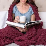 SAMIAH LUXE Chunky Knit Blanket Throw 50x70, Red Wine Chunky Knit Throw Blanket for Couch, Large Chunky Knitted Throw Blanket, Chenille Throw Blanket, Knit Throw Blanket for Bed, Knit Chunky Blanket