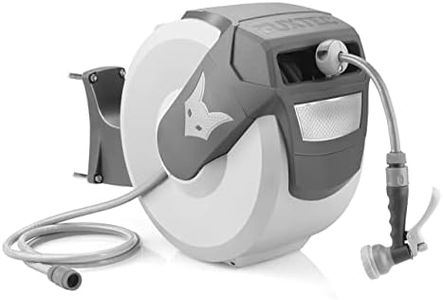 Fuxtec automatische Schlauchtrommel FX-WSA20G – 20 m Gartenschlauch ½ Zoll – Schlauchaufroller zur Wandmontage inkl. Handbrause und Anschlüssen – 180° schwenkbar (65x29x46 cm)