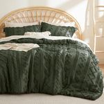 Bedsure Tufted Boho Comforter Set Oversized Queen - Olive Green Boho Bedding Comforter Set, 3 Pieces Farmhouse Shabby Chic Embroidery Bed Set, Gifts for Woman, Soft Jacquard Comforter