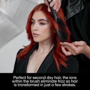 ghd Glide Hot Brush – Black Heated Styling Brush