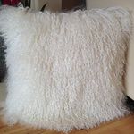 Co-sy 40 * 40CM GENUINE MONGOLIAN SHEEPSKIN LAMB WOOL FUR CUSHION WITH PAD (Natural White)