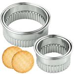 Cookie Cutters, Set of 4 Round Biscuit Cutter Stainless Steel Pastry Cutter Moulds for Kids, Baking Cutters for Dough, Pastry, Donut, Fondant, Fruit, Vegetable, DIY Cake Decoration