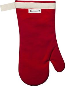 Le Creuset Oven Mitt, 14-Inch Size, Cerise Red