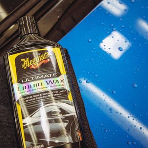 Meguiar's Ultimate Liquid Car Wax 473ml – Durable Shine with Towel & Applicator