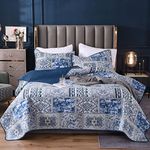 Qucover King Size Bedspreads Soft Cotton Microfiber Blue Patchwork Quilt Bedspread 230x250 cm Vintage Blue Floral Pattern Quilted Bedspreads and Throws with Pillow Cases