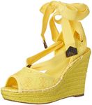 GUESS Women's Halona Wedge Sandal, Yellow, 8