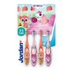 Jordan ® | Step 2 Toothbrush Kids | Kids Toothbrush for Age 3-5 Years Old | Soft Bristles, Dual Ergonomic Handle & BPA Free | Pink & Yellow Color | Pack 4 Units