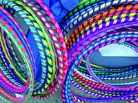 SI 10 x MULTICOLOUR CHILDREN ADULT HULA HOOP DURABLE PLASTIC INDOOR OUTDOOR FITNESS 60cm