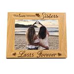 FINGERINSPIRE 6x4 Inch Love Between Sisters Picture Frame Hanging/Tabletop Wood Photo Frame Rectangle Frame with The Love Between Sisters Lasts Forever Words (Horizontal)