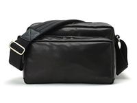 Artisan & Artist GCAM 1000 – Shoulder Bag, Black