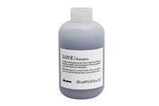 Davines Essential Haircare LOVE / Shampoo - Lovely Smoothing Shampoo 250ml