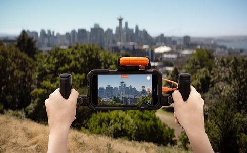 LaCie Rugged SSD 1TB Portable Drive – 40Gbps USB-C, Orange, Data Rescue