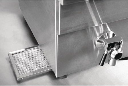 Buffalo Induction Fryer 7.5L – 3kW Commercial Deep Fryer