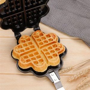 Frafuo Non-Stick Cast Aluminum Stovetop Waffle Iron, 14.5CM Camping Waffle Maker Pan, Portable Stove Top Aluminum Waffle Maker Pan for Family Breakfast Baking