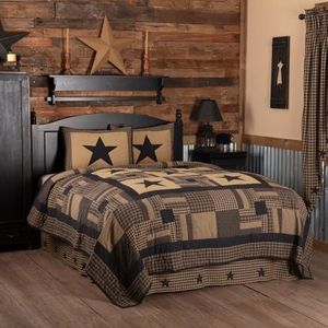 VHC Brands Black Check Star 3 Piece Queen Quilt Set Country Rustic Primitive Design, Black and Tan
