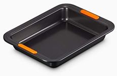 Le Creuset Toughened Non-Stick Bakeware Rectangular Cake Tin, 28 cm