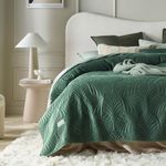 ROOM99 Feel Elegant Bedspread 240 x 260 cm Dark Green Versatile Bedspread for Bed and Sofa Couch Quilted Velvet Bedspread
