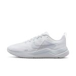 Nike Women's Race Running Shoe, White/Metallic Silver/Pure Platinum, 8.5