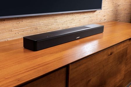Bose Smart Soundbar 600 – Black Wireless Home Theater Speaker