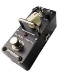 Distortion effect pedal BLACK TEETH Warm smooth wide range vintage distortion sound based on 3 versions of Proco Rat - solo turbo and normal guitar pedal by Aroma Music brand Tom'sline Engineering