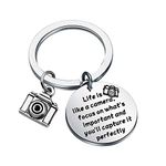 Photographer Gift Camera Charm Keychain Wedding Photographer Gift Camera Jewelry Gifts for Videographer Inspirational Gift (silver)