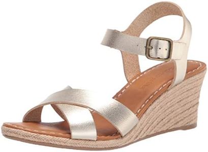 Amazon Essentials Women's Espadrille Wedge Sandal, Gold, 8